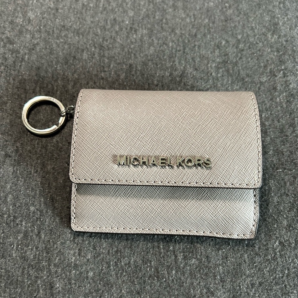 Michael Kors Keychain Wallet in Gray